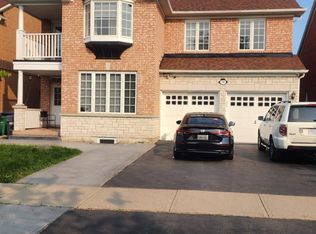 18 Slipneedle St, Brampton, ON L6S 6L4