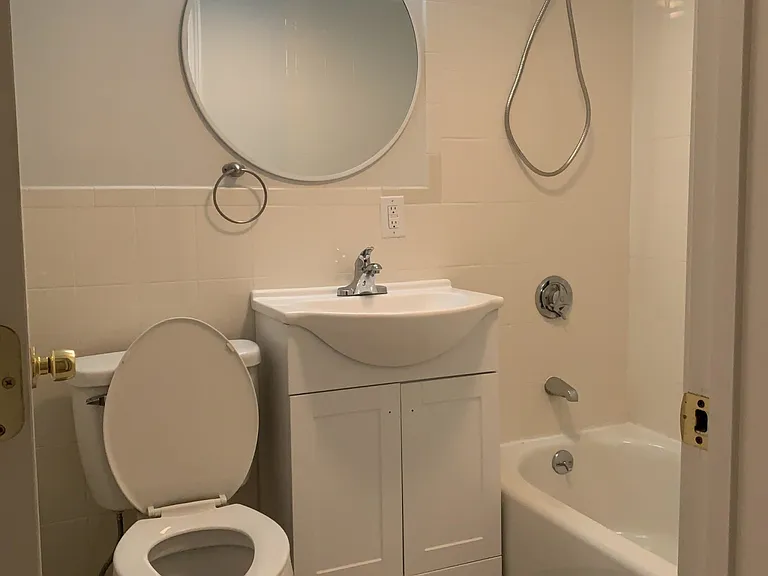 135 Inman St #7 — Photo 1