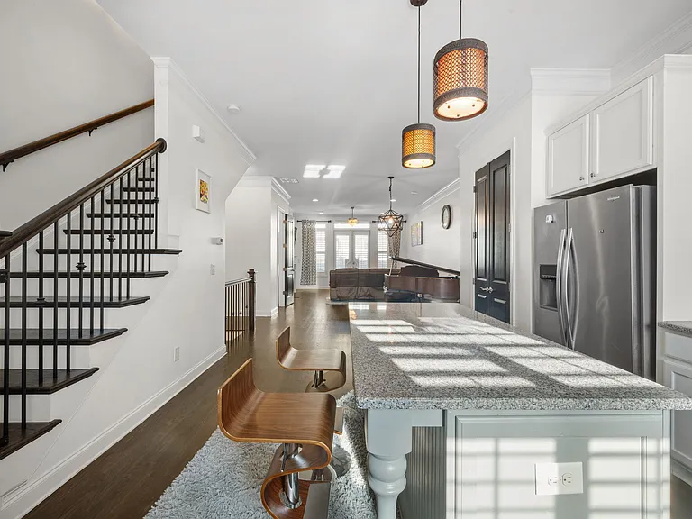 1425 Briarhaven Trl — Photo 4
