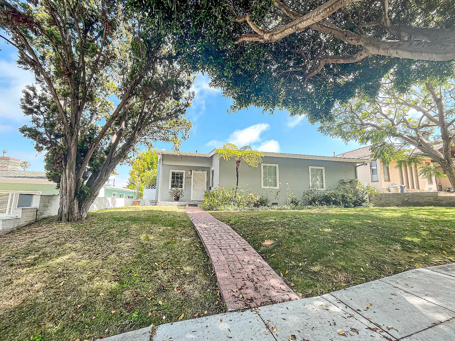 3 bed, 1800 sqft, $8,500 — Photo 2