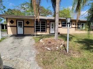 907 Bougainvillea Rd E, Lehigh Acres, FL 33936