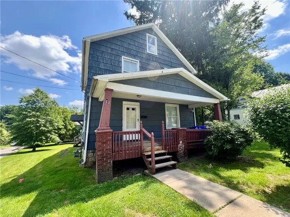 12 N Lee Ave, New Castle, PA 16101