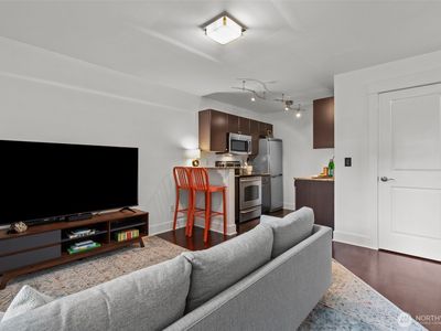 120 NW 39th Street #104, Seattle, WA, 98107