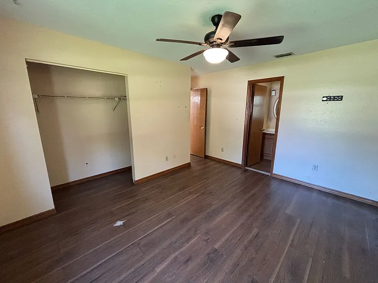 5532 NW 57th Pl — Photo 11
