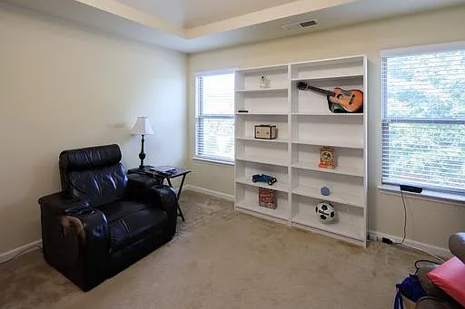 4655 Cabrini Pl — Photo 14