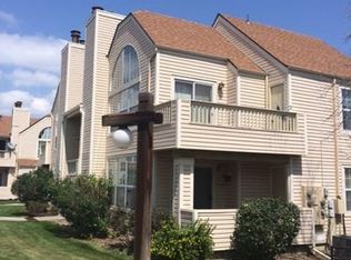 975 S Miller St APT 303, Lakewood, CO 80226