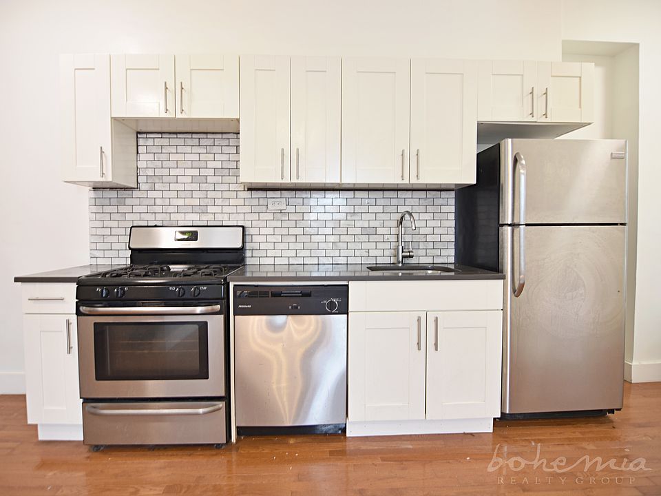 1st image of 12 Pinehurst Ave APT 5J