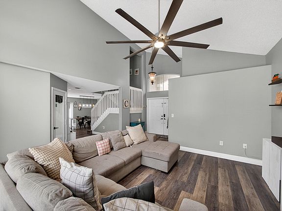 5th image of 5053 Prairie Dunes Village Circle