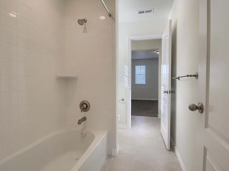 14776 Oslo Ave — Photo 40