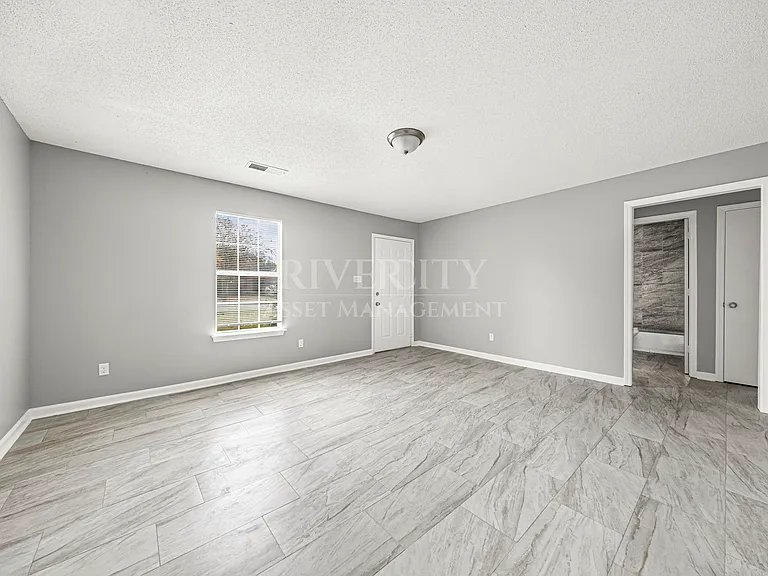 2516 Wellons Ave — Photo 6