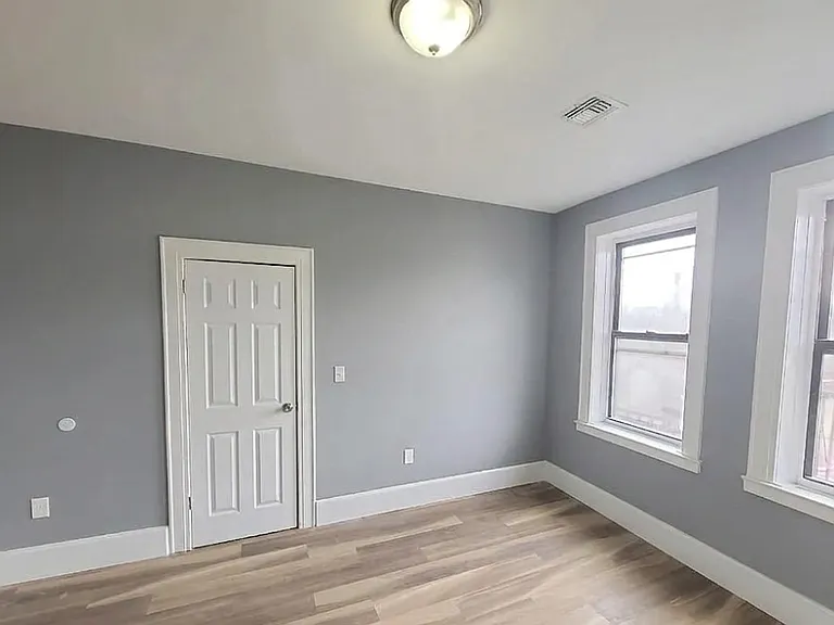 125 Osborne Ter #15-77 — Photo 3