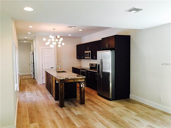 5th image of 1728 23rd Ave N