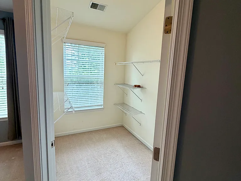 349 Wealdstone Rd — Photo 9