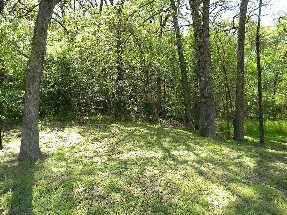 2nd image of 2800 Westwood Dr