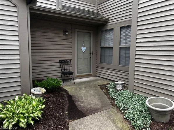 205 S Aspen Ct Unit 3, Warren, OH 44484