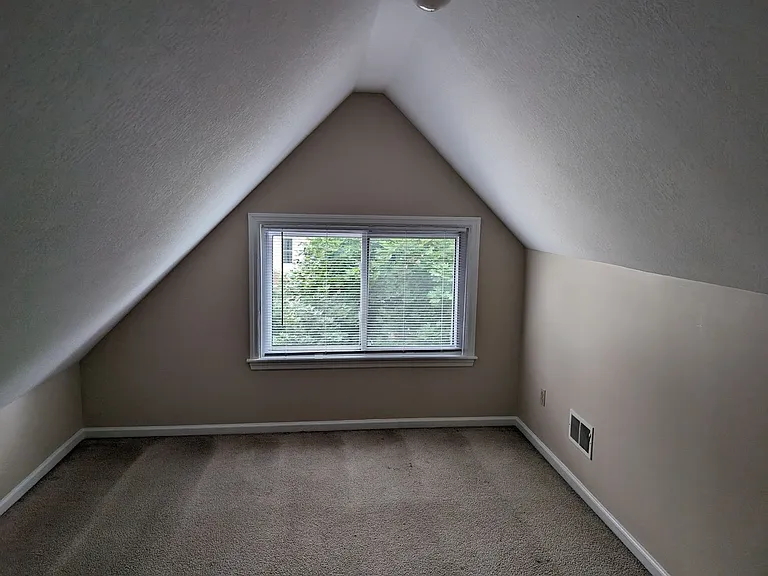 514 Dawson Ave — Photo 13
