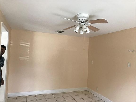 4th image of 1517 Primrose Ln