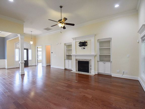 5th image of 4025 Fallberry Dr