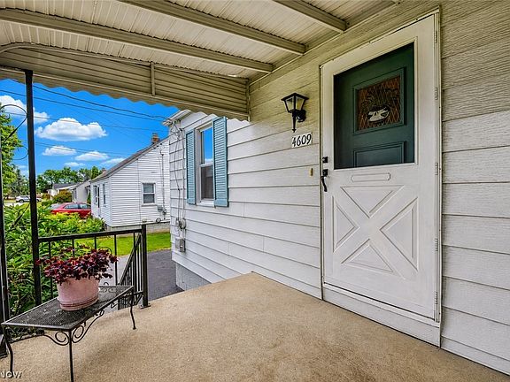 3rd image of 4609 Webb Rd