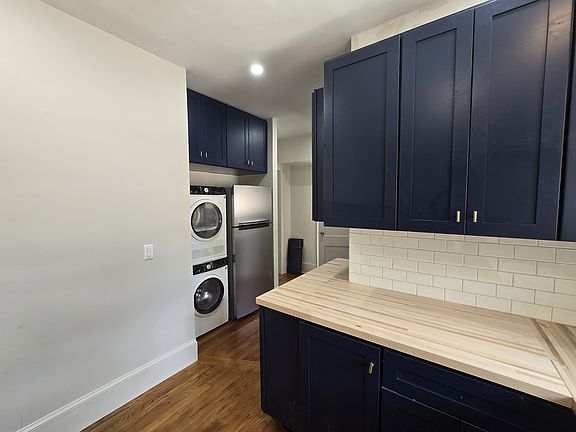 5th image of 889 Penn Ave NE #2