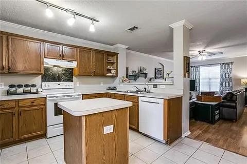4th image of 101 Waterford Dr