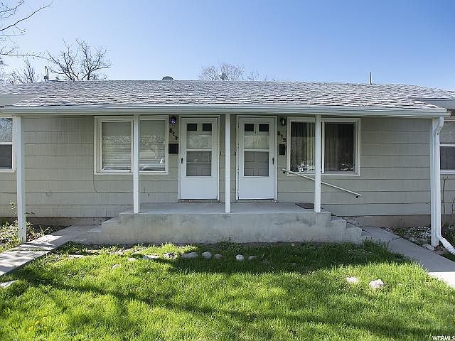 1st image of 812 E Gregson Ave