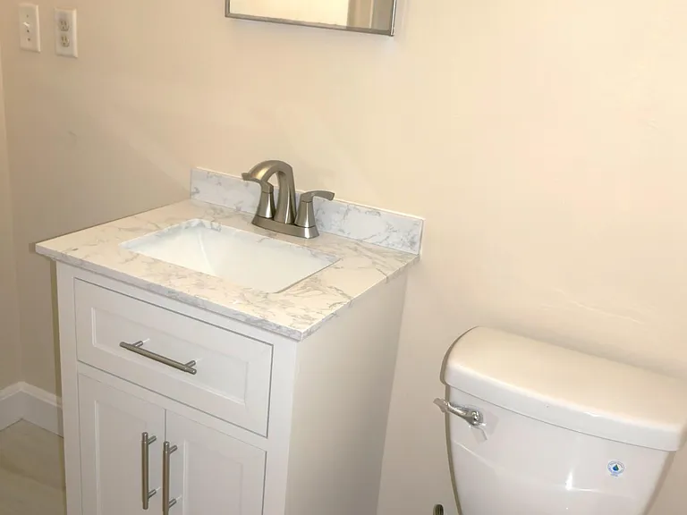2404 Red Oak Dr — Photo 17