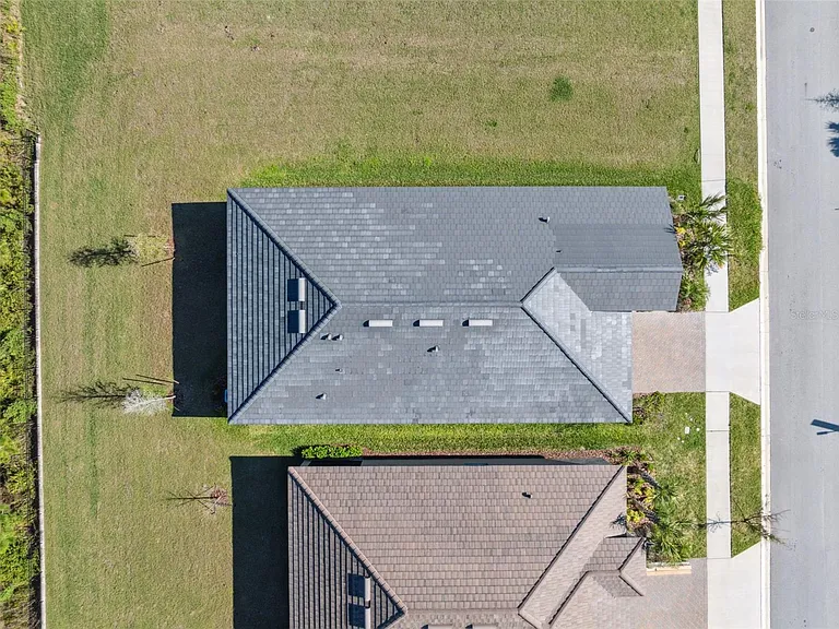 16787 Shell Bay Dr — Photo 33