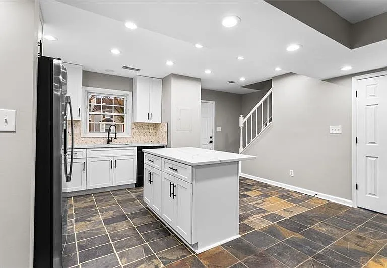 1777 Twin Brooks Dr SE — Photo 8