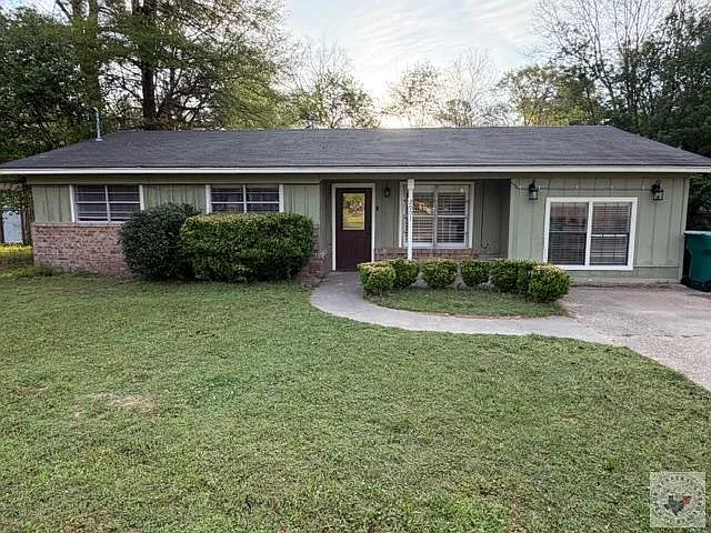 2907 Flower Acre Rd — Photo 1