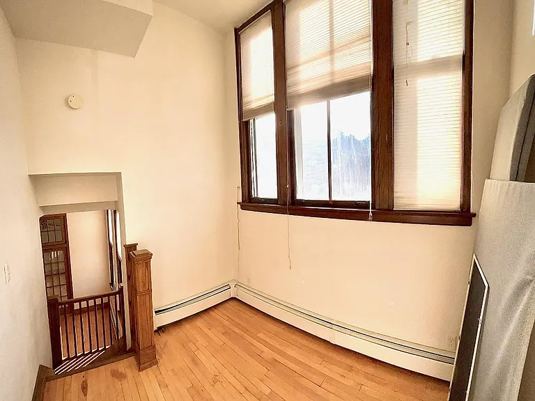 121 Wall St #206 — Photo 6