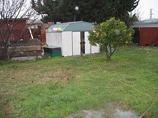 2nd image of 15325 Beatty St