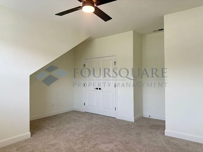 2204 Timberview Dr — Photo 38