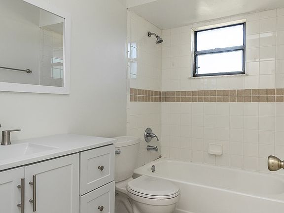 5th image of 2949 Corrigan Dr
