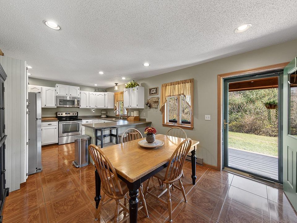 83 Stoddard Rd, Hampton, NY 12837 MLS 137137 Zillow