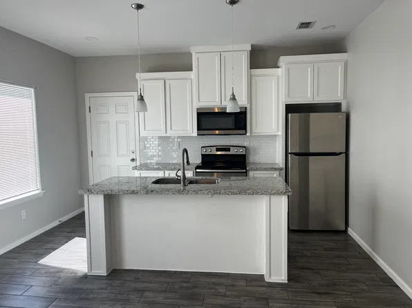 5900 Sandpiper Ave #3, Mission, TX 78573