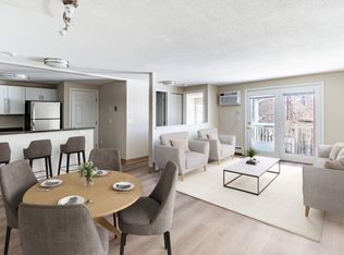 147 King St APT 503, Littleton, MA 01460