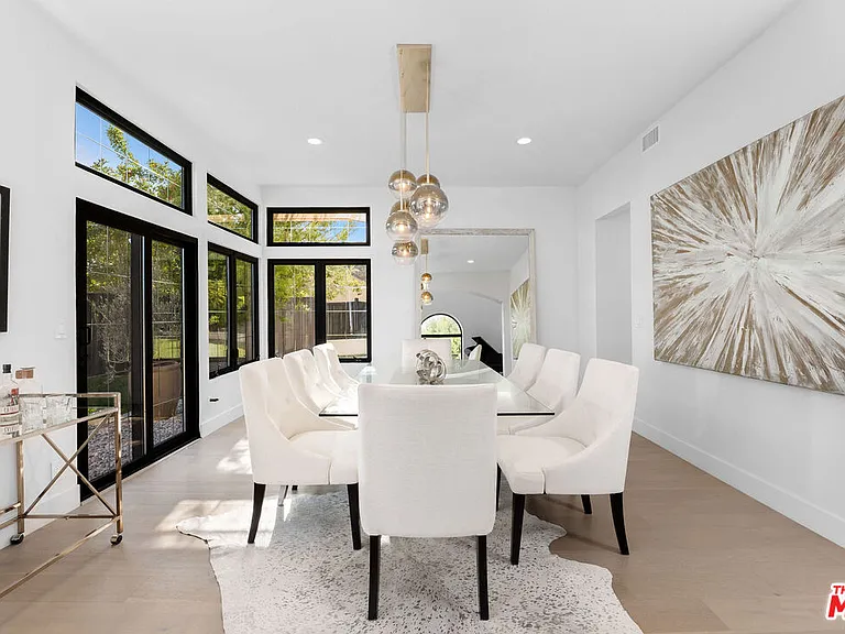23458 W Moon Shadows Dr — Photo 33