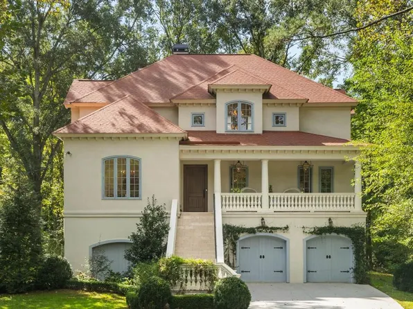 956 Peachtree Battle Cir NW, Atlanta, GA 30327