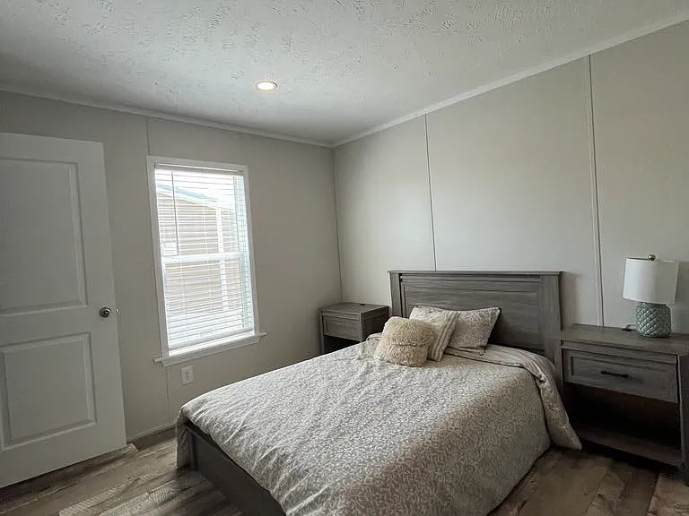 Pearce Pointe — Photo 14