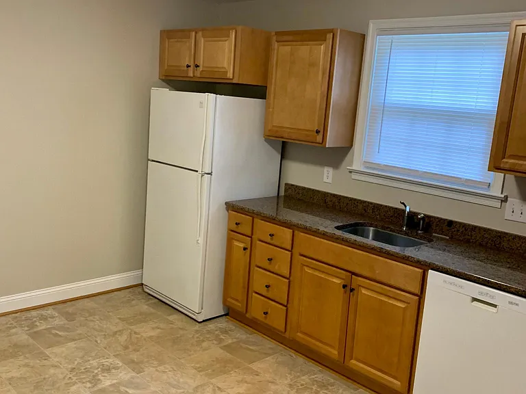 1704 Caraway Ct — Photo 5