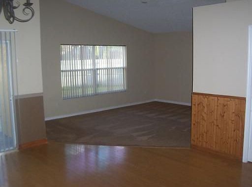 2nd image of 2804 Harwood Ct