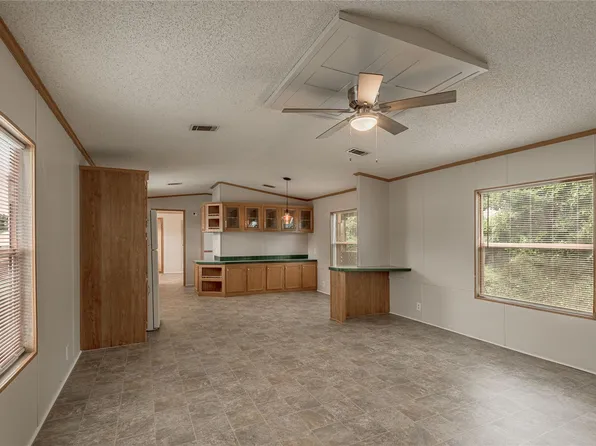 1345 Fm 405 Rd Trlr 2, Huntsville, TX 77320