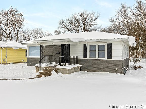 2nd image of 2043 Melvin St SW