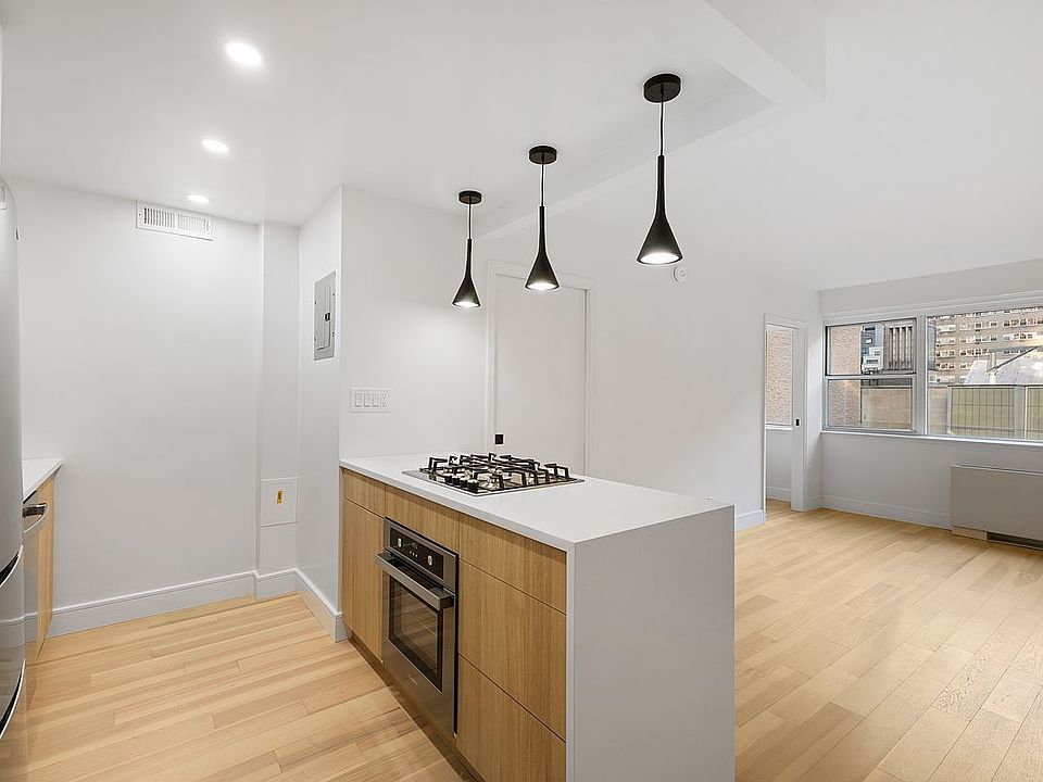 1st image of 321 E 48th St APT 10F