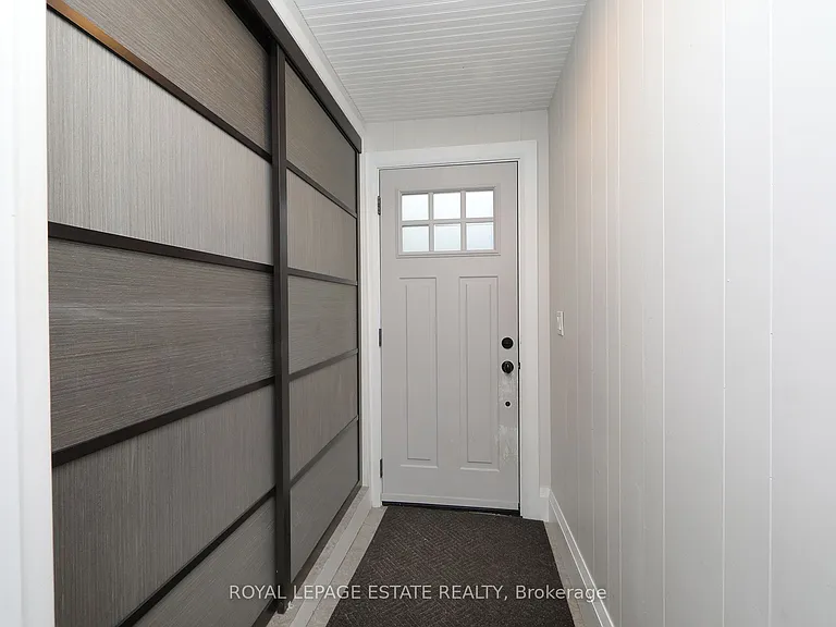 27 Sycamore Pl — Photo 3