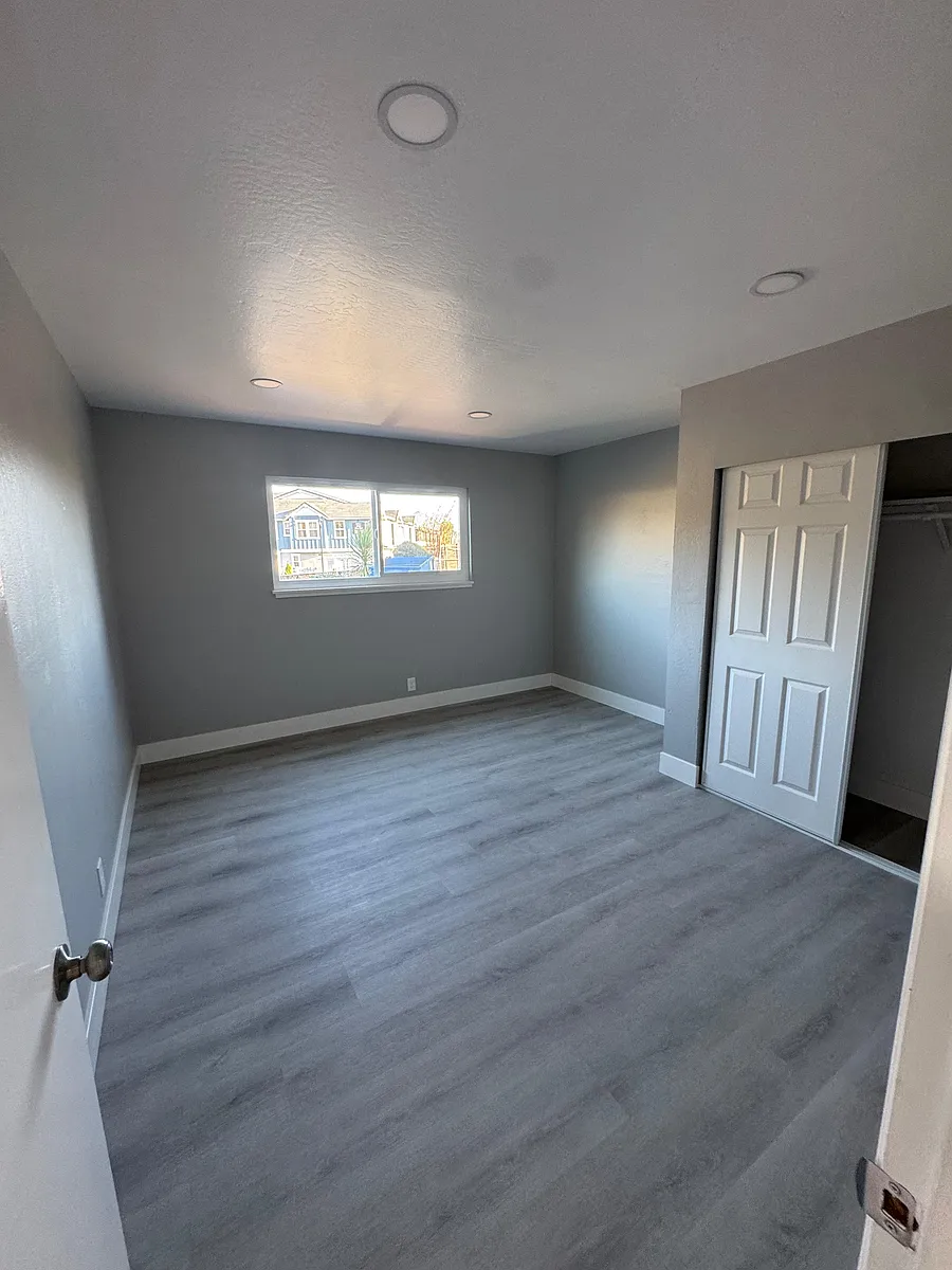 Building Photo - 37847 Niles Blvd #13