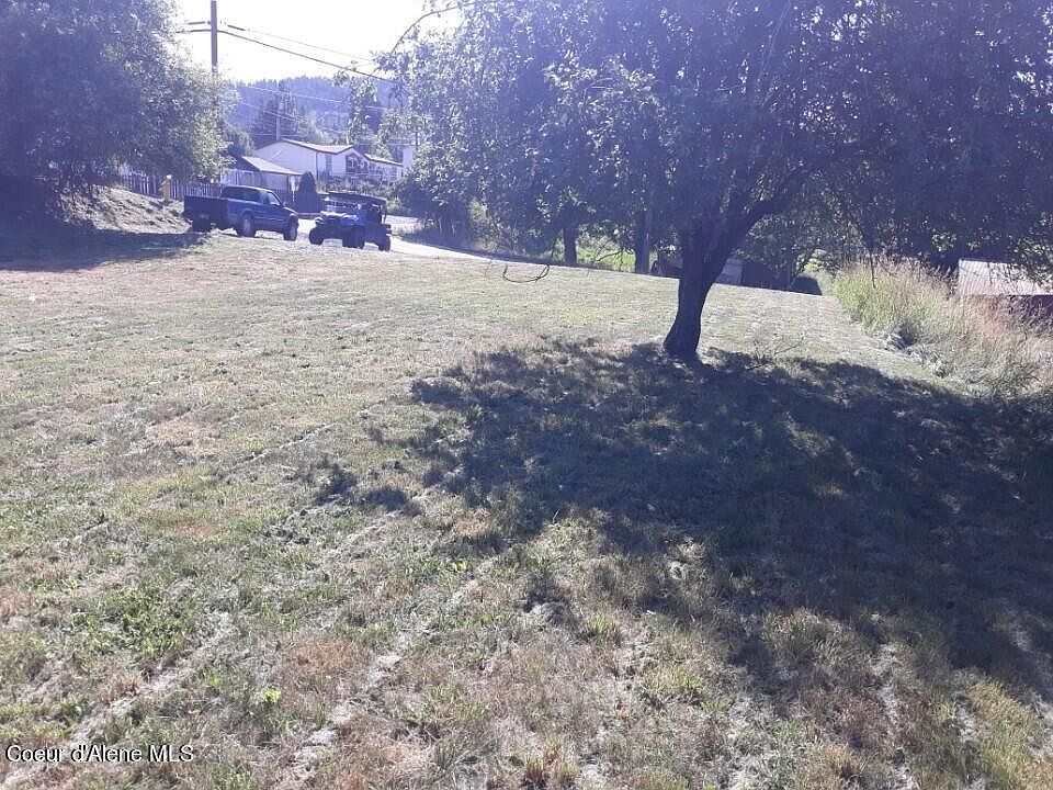 2nd image of 848 S 2nd St