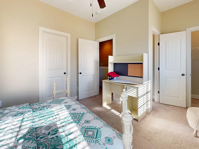 3855 Academy Dr #602 — Photo 33