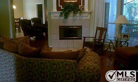 5th image of 5501 Club House Dr
